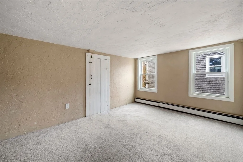 3 bed, 1 bath apartment for rent at 126 Summer Unit 1, Plymouth — photo 6 of 22