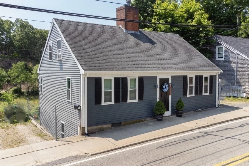 3 bed, 1 bath apartment for rent at 126 Summer Unit 1, Plymouth — photo 1 of 22