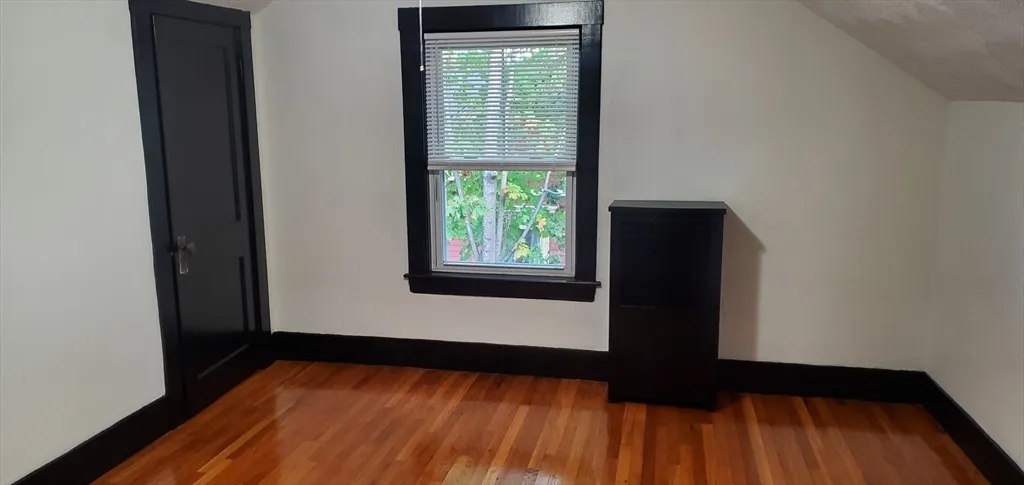 1 bed, 1 bath apartment for rent at 126 W Wyoming Unit 5, Melrose — photo 6 of 13