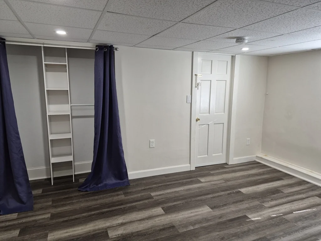 Studio bed, 1 bath apartment for rent at 126 W Wyoming Unit B, Melrose — photo 2 of 11