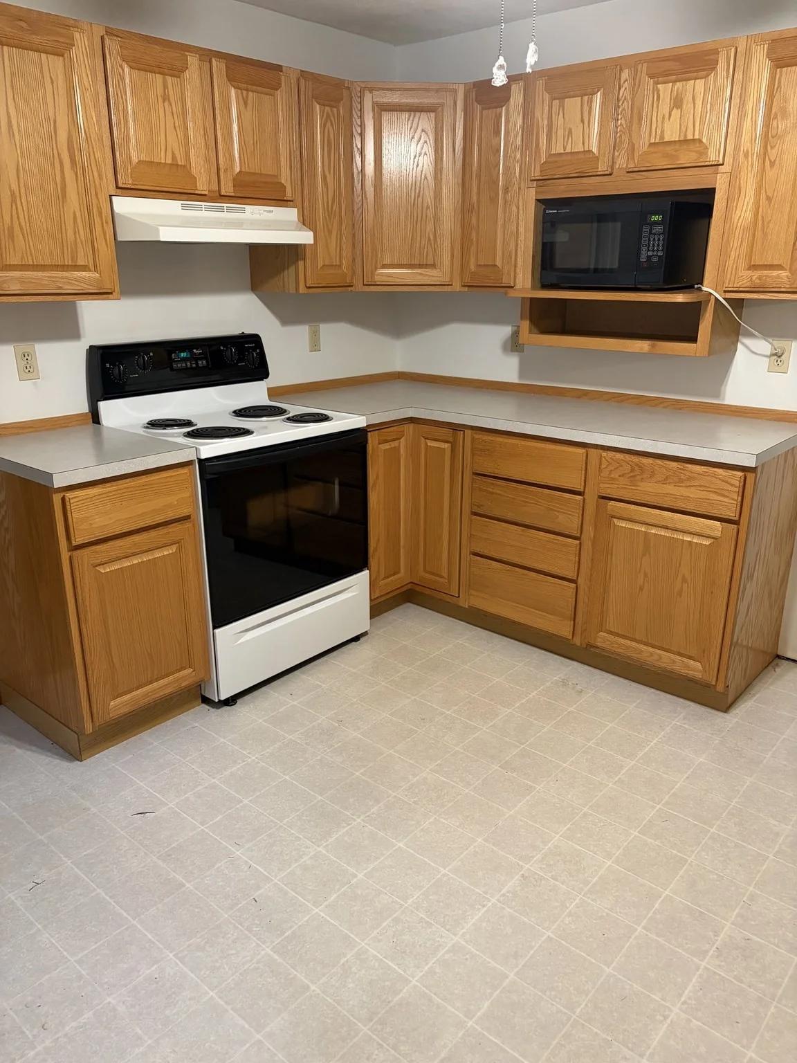 4 bed, 3 bath apartment for rent at 126 Waltham St, Maynard — photo 11 of 15