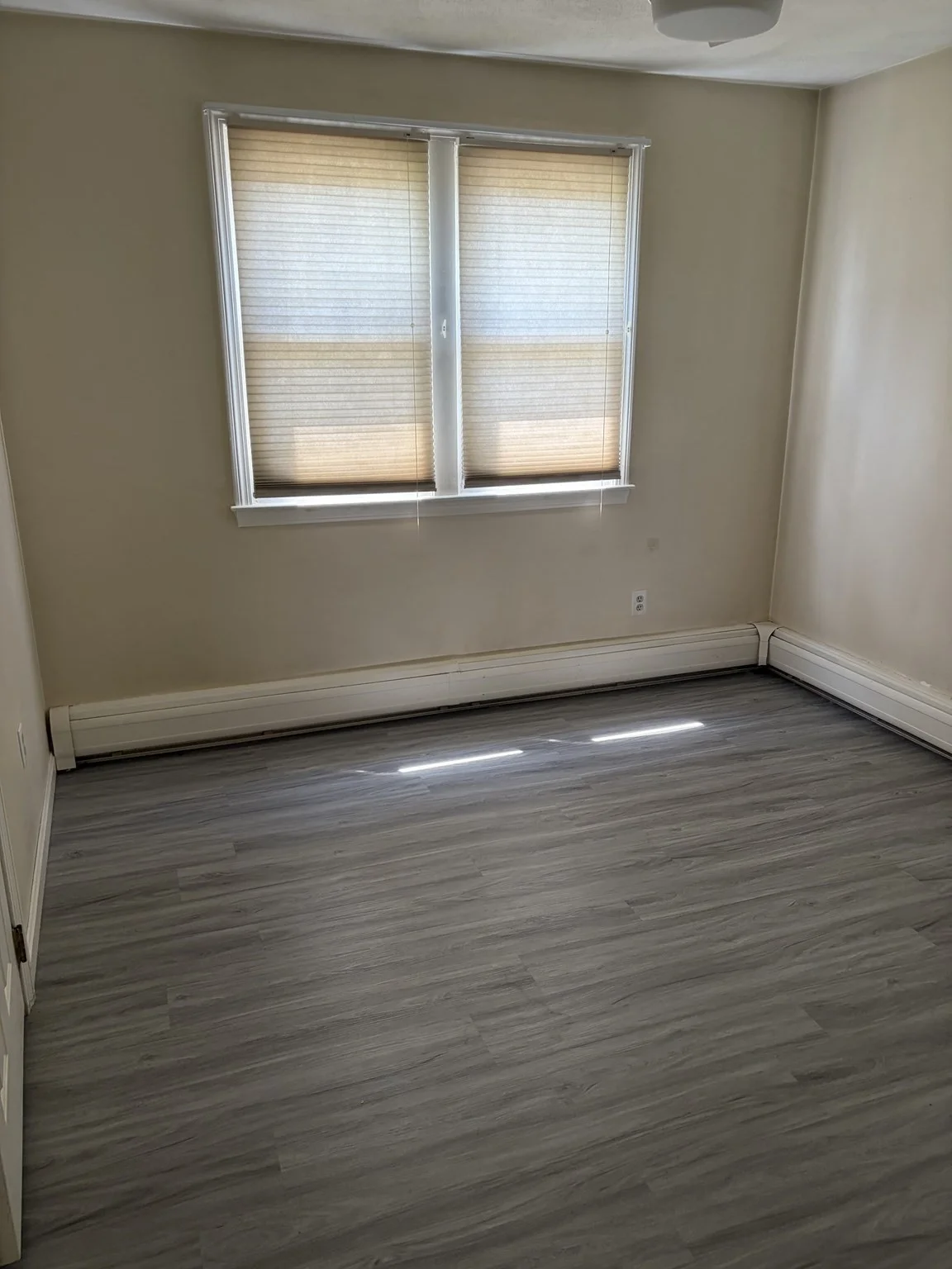 4 bed, 3 bath apartment for rent at 126 Waltham St, Maynard — photo 4 of 15