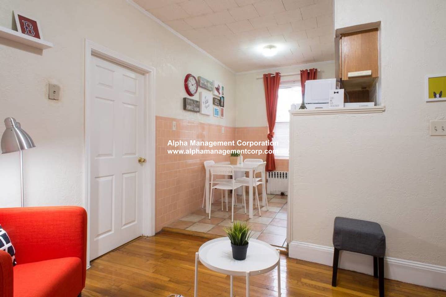 1 bed, 1 bath apartment for rent at 126 Warren St Unit 14, Brighton — photo 4 of 10