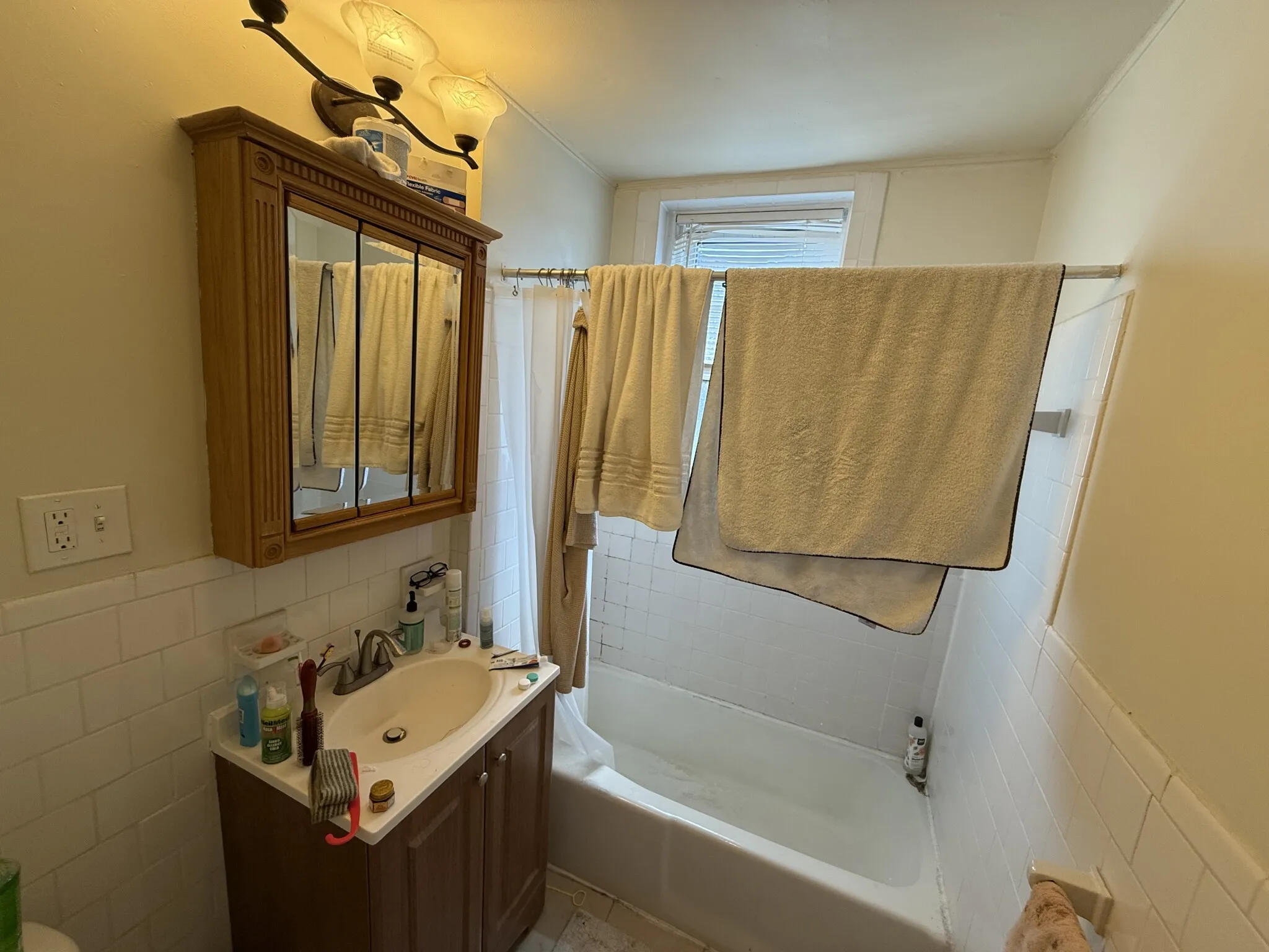 1 bed, 1 bath apartment for rent at 126 Warren St Unit 24, Brighton — photo 6 of 6