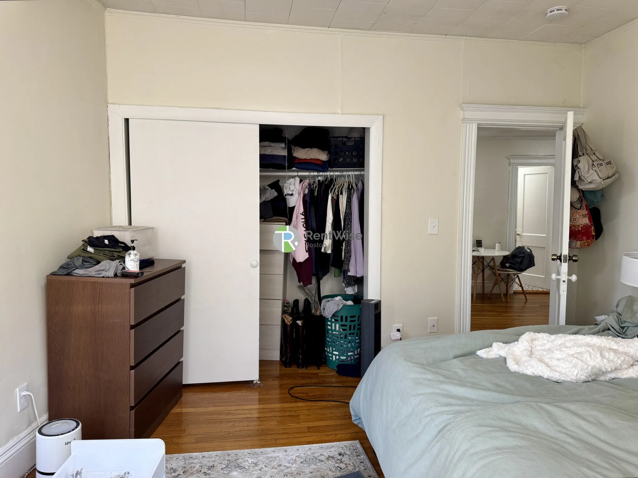 2 bed, 1 bath apartment for rent at 126 Warren St Unit 31, Brighton — photo 3 of 14