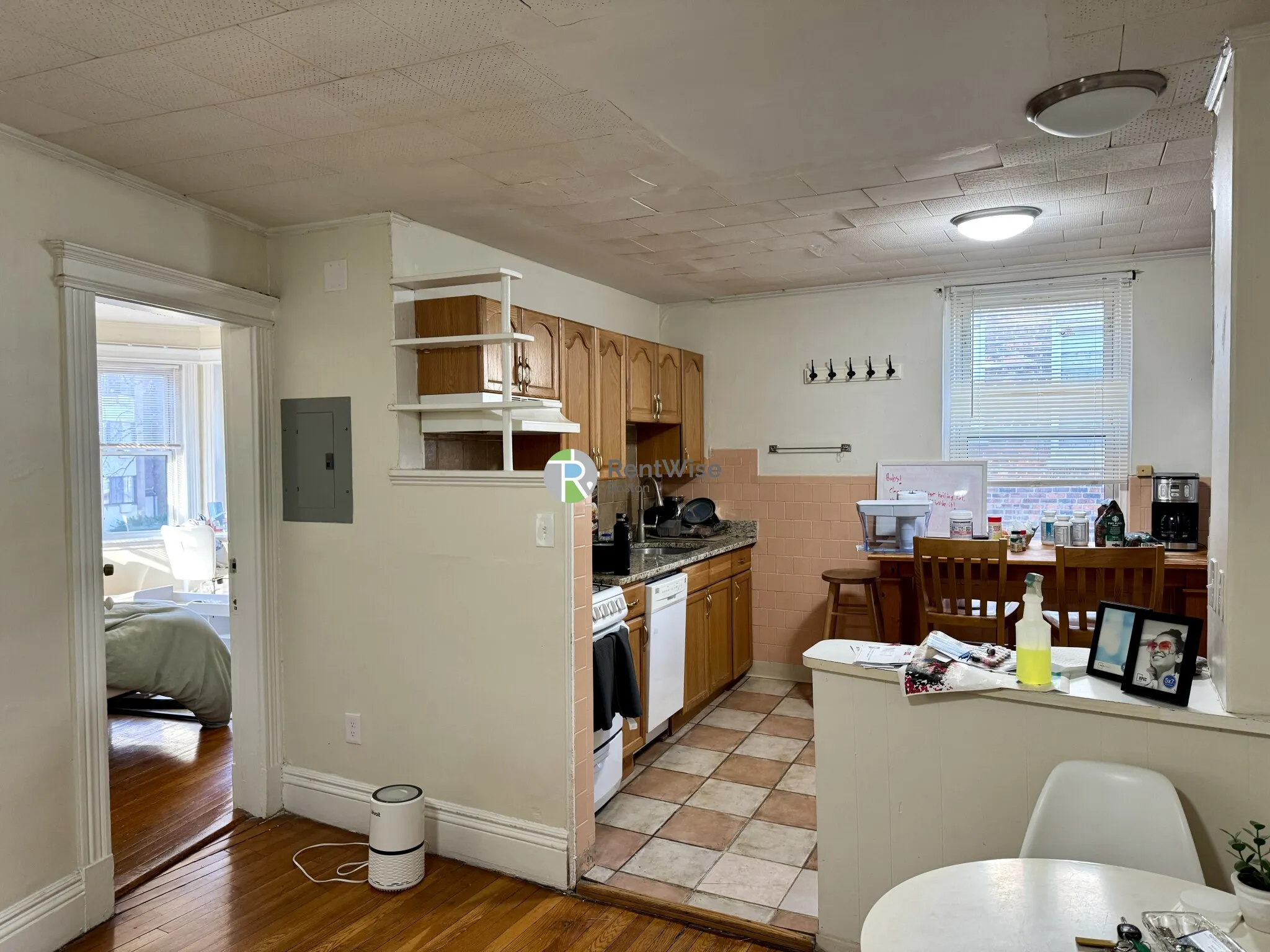 2 bed, 1 bath apartment for rent at 126 Warren St Unit 31, Brighton — photo 6 of 14
