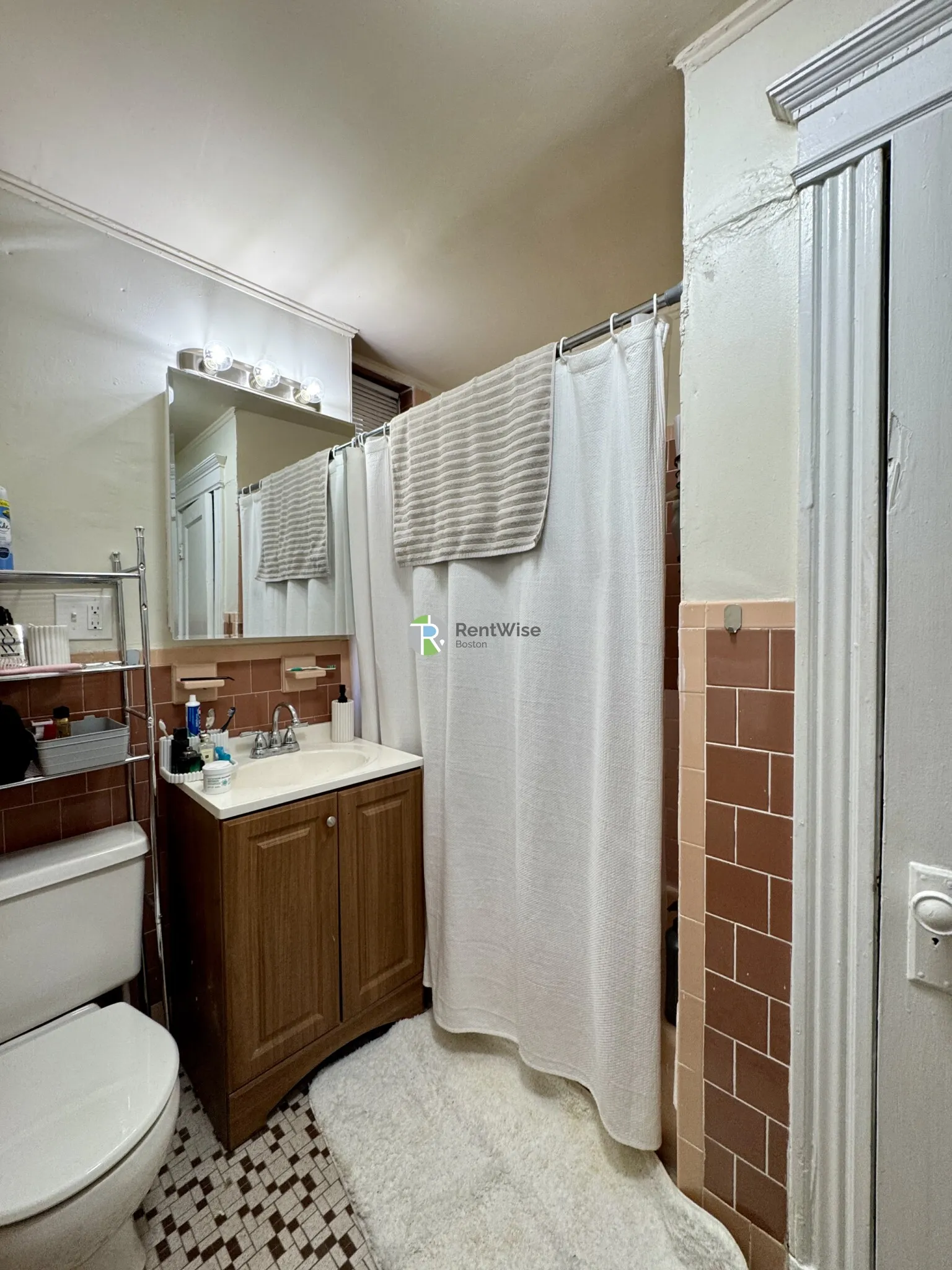 2 bed, 1 bath apartment for rent at 126 Warren St Unit 31, Brighton — photo 9 of 14