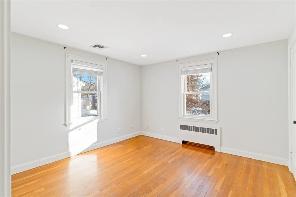 2 bed, 1 bath apartment for rent at 126 Washington Ave Unit 2, Waltham — photo 11 of 22