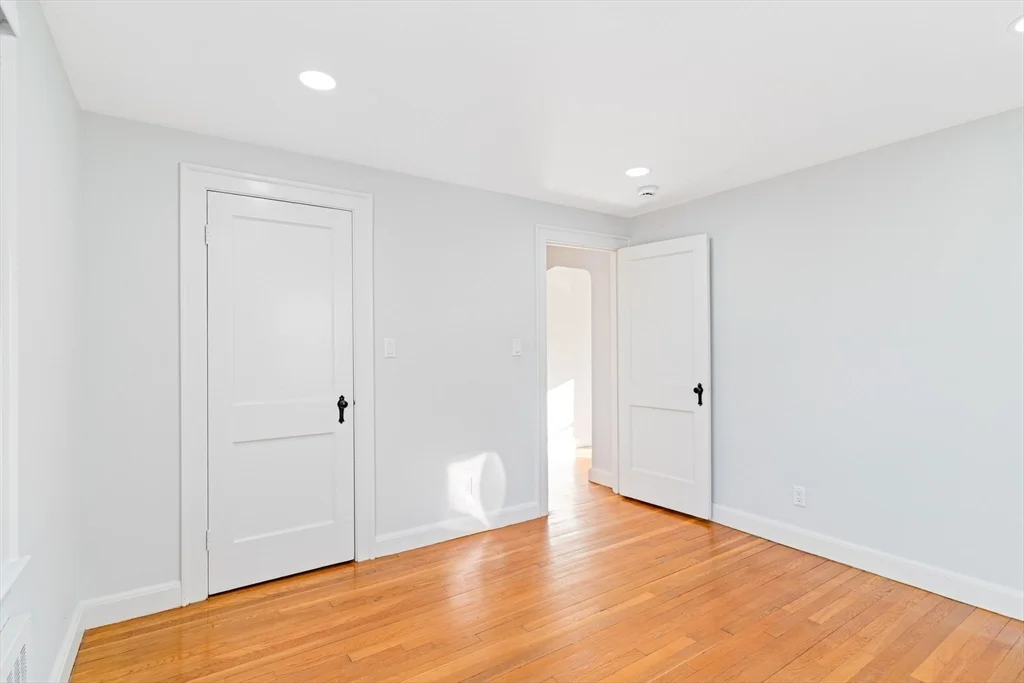 2 bed, 1 bath apartment for rent at 126 Washington Ave Unit 2, Waltham — photo 16 of 22