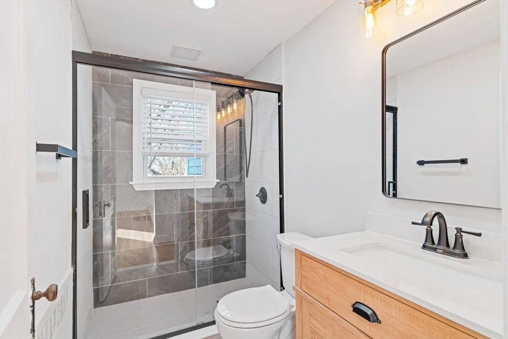 2 bed, 1 bath apartment for rent at 126 Washington Ave Unit 2, Waltham — photo 18 of 22