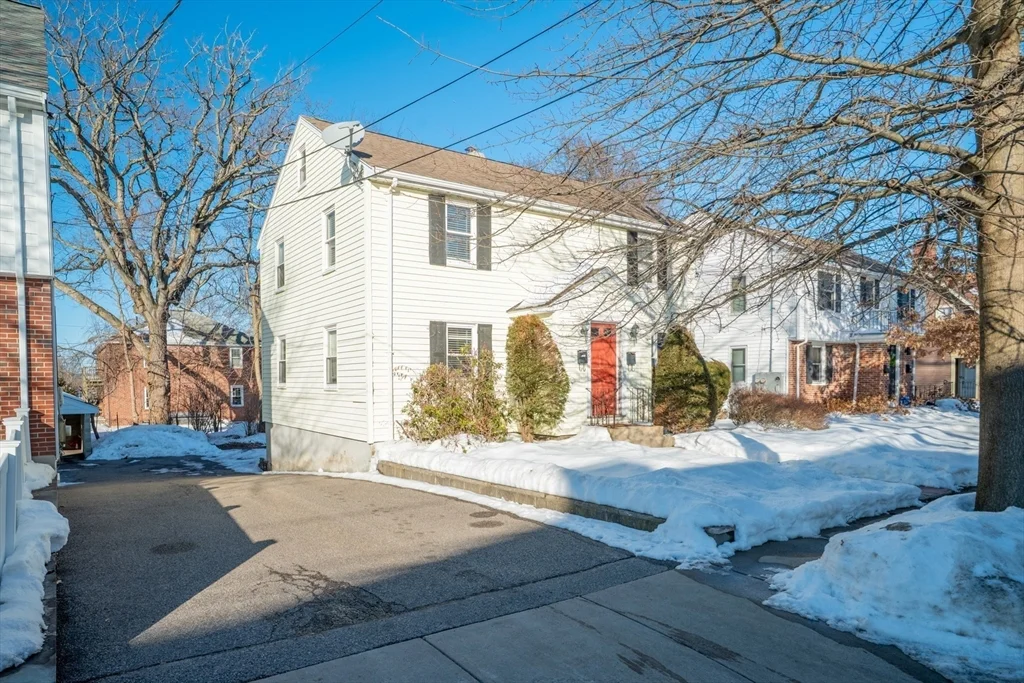 2 bed, 1 bath apartment for rent at 126 Washington Ave Unit 2, Waltham — photo 22 of 22