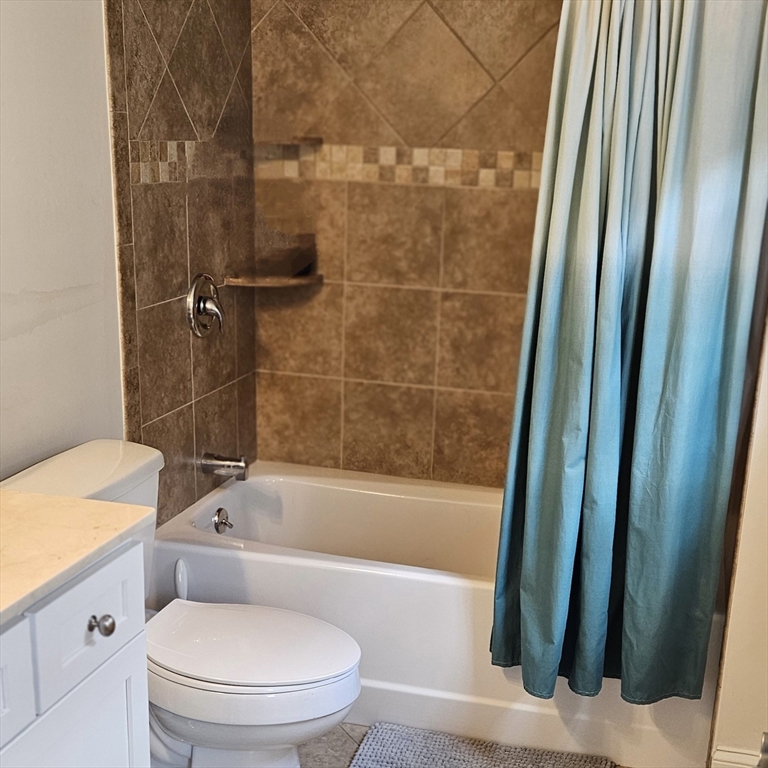 3 bed, 2 bath apartment for rent at 126 Waverley St, Belmont — photo 10 of 15