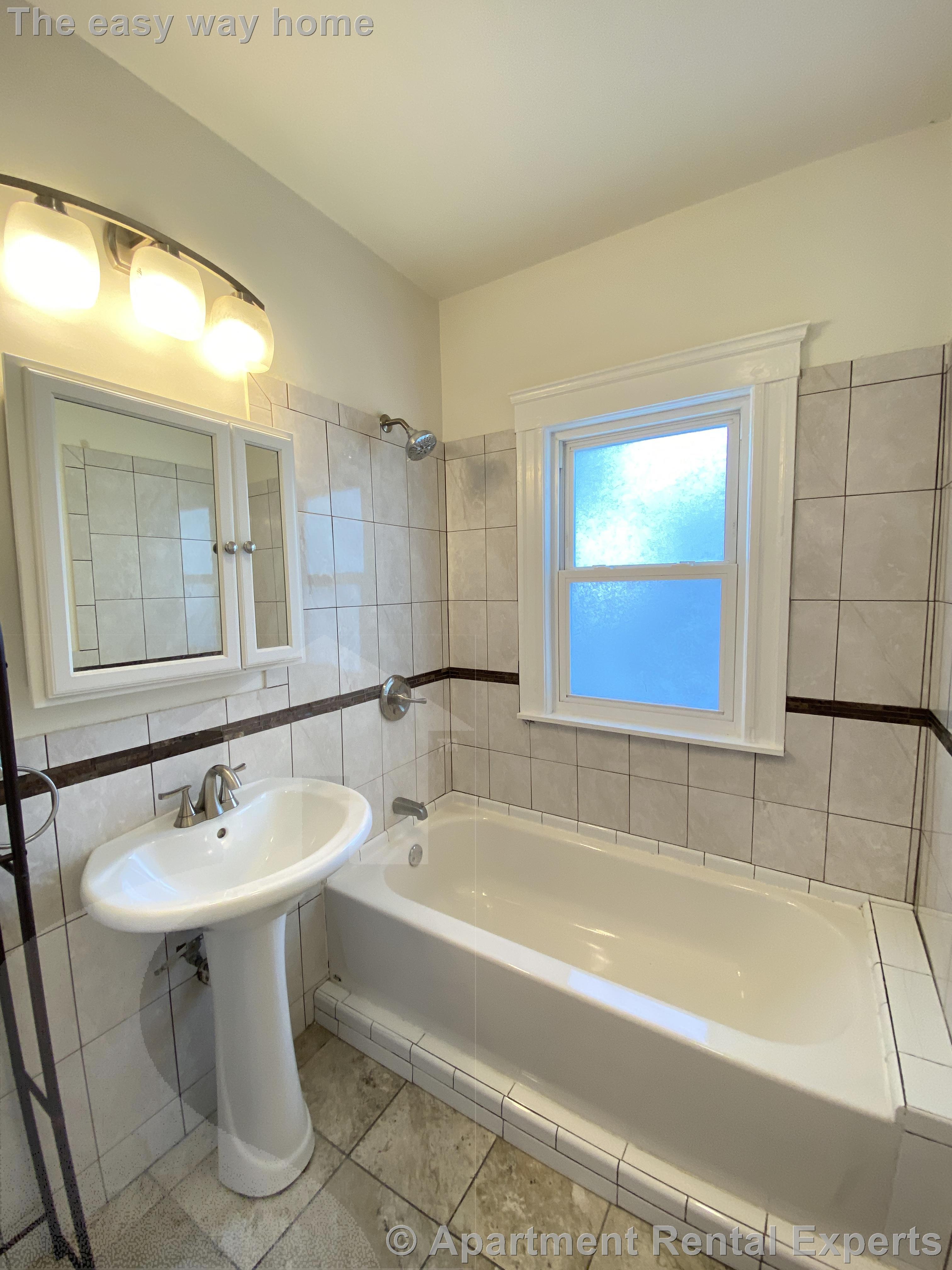 3 bed, 1 bath apartment for rent at 126 Winsor Ave Unit 2, Watertown Center — photo 14 of 18