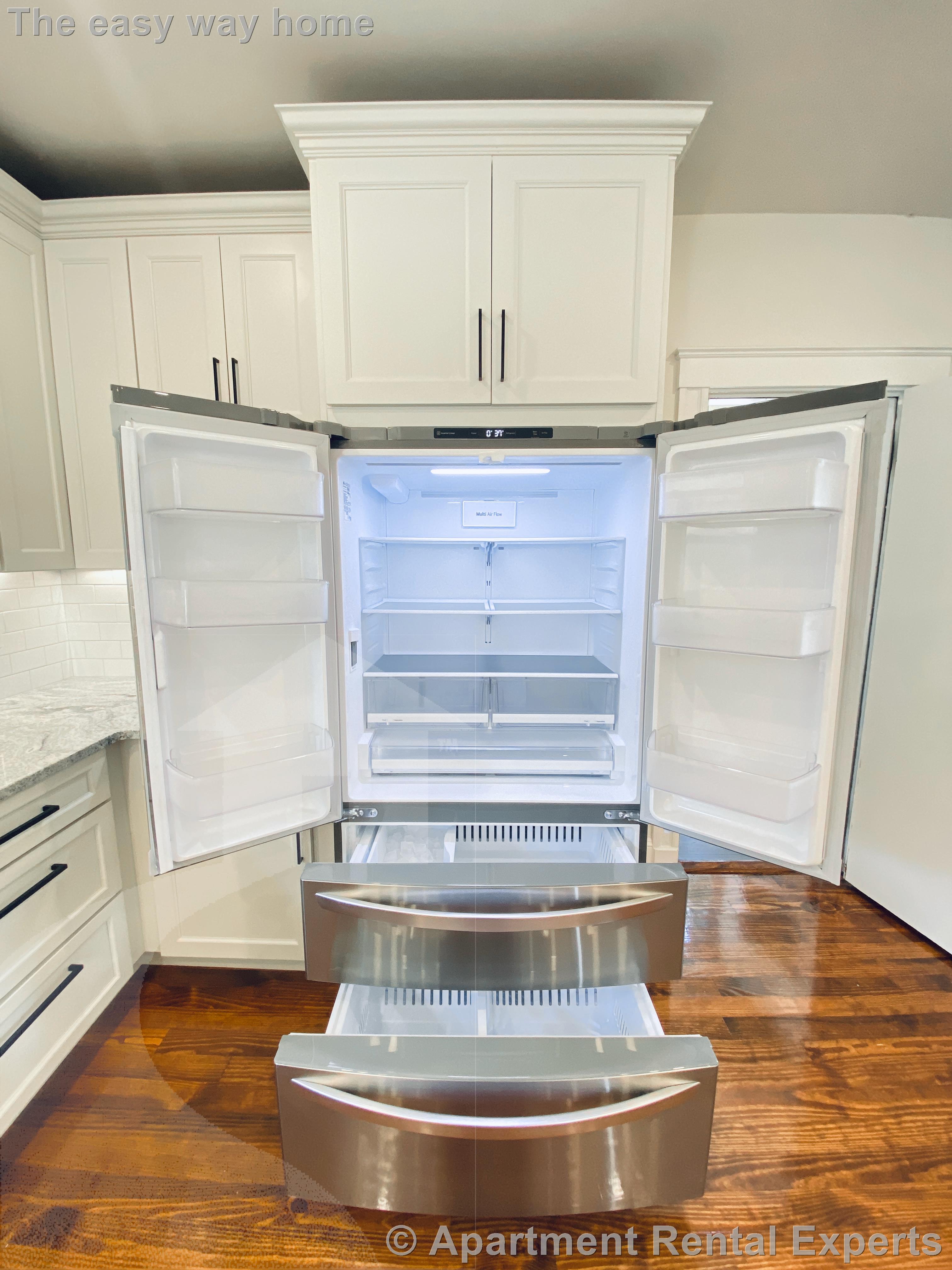 3 bed, 1 bath apartment for rent at 126 Winsor Ave Unit 2, Watertown Center — photo 4 of 18