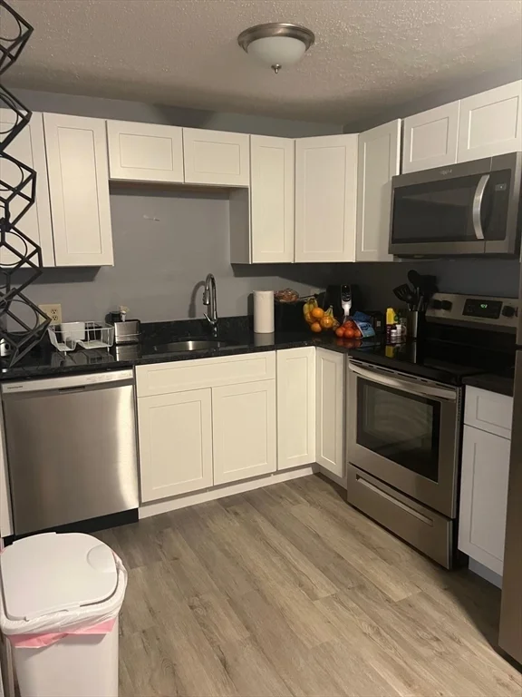 2 bed, 1 bath apartment for rent at 1261 Church St Unit 27, Far North — photo 9 of 15