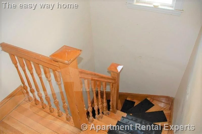 3 bed, 1 bath apartment for rent at 1262 Broadway Unit 3, Teele Square — photo 4 of 19