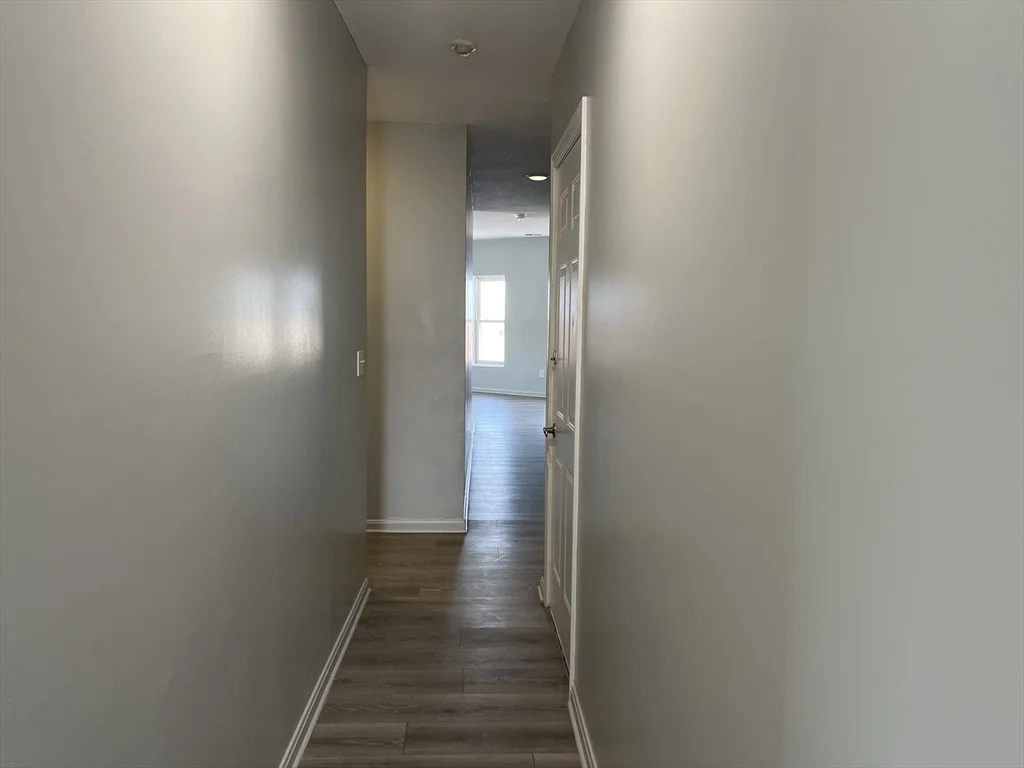 3 bed, 1 bath apartment for rent at 1263-1265 Pleasant St Unit 8, Fall River — photo 11 of 13