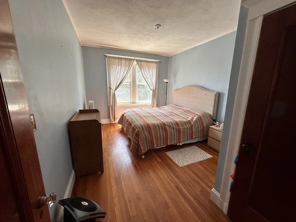 2 bed, 1 bath apartment for rent at 1263 Commonwealth Unit 8, Allston — photo 4 of 16