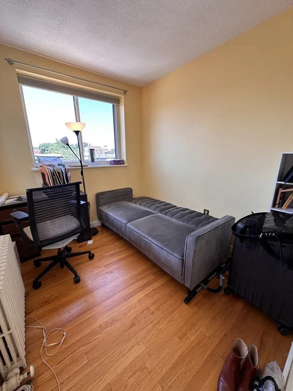 2 bed, 1 bath apartment for rent at 1263 Commonwealth Unit 8, Allston — photo 10 of 16