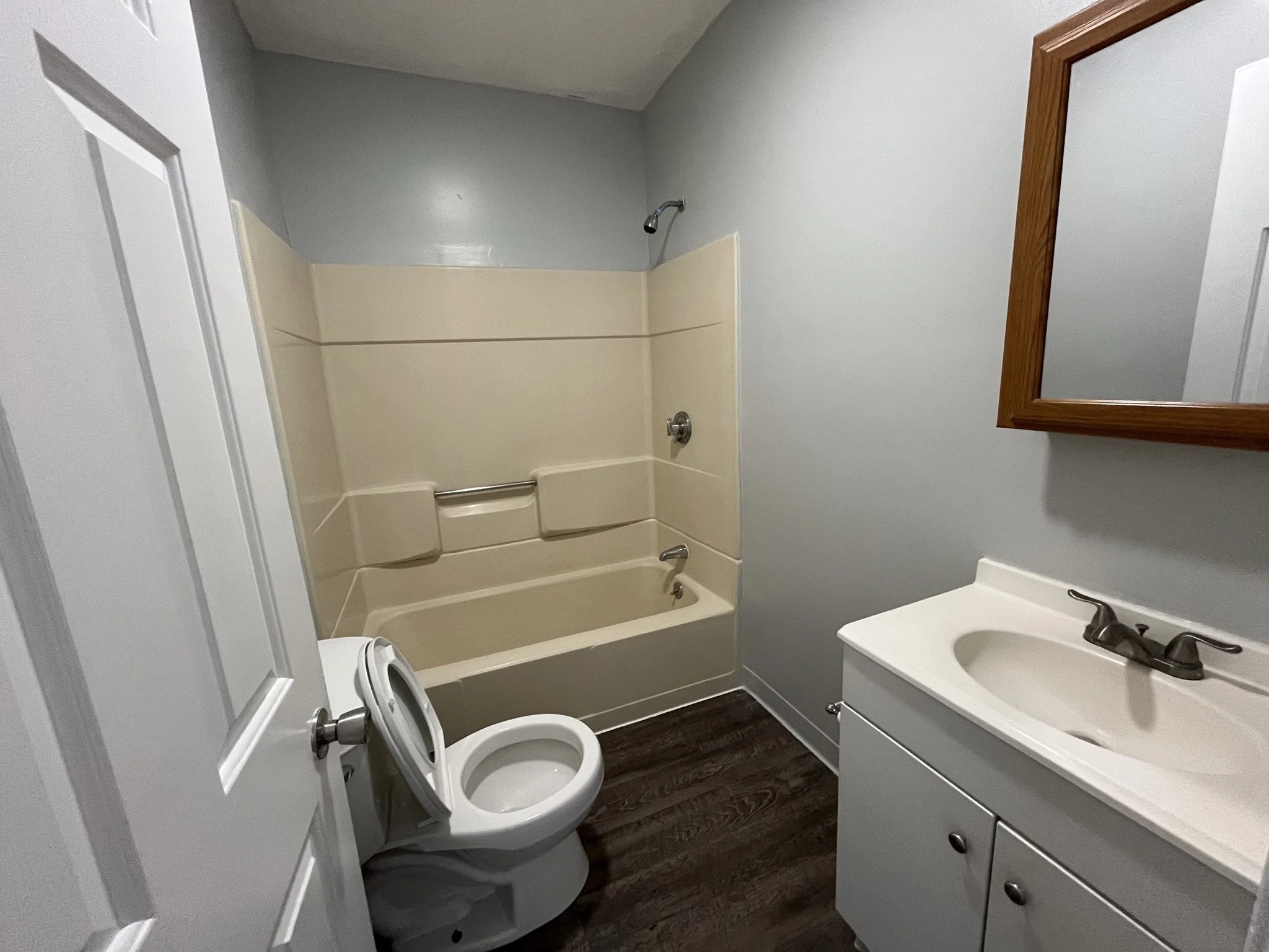 2 bed, 1 bath apartment for rent at 1263 Pleasant St Unit 7, Fall River — photo 7 of 10