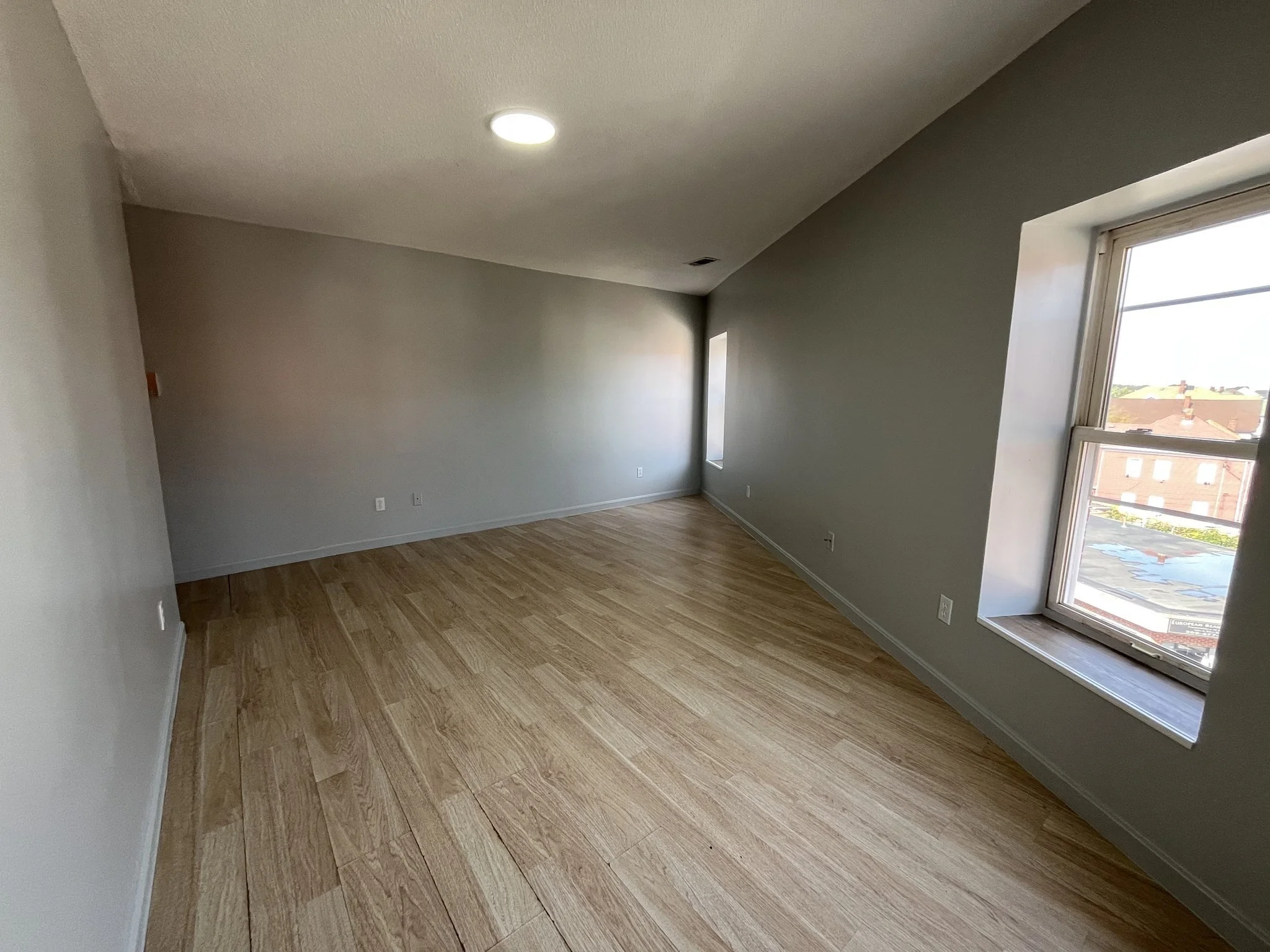 2 bed, 1 bath apartment for rent at 1263 Pleasant St Unit 7, Fall River — photo 4 of 10