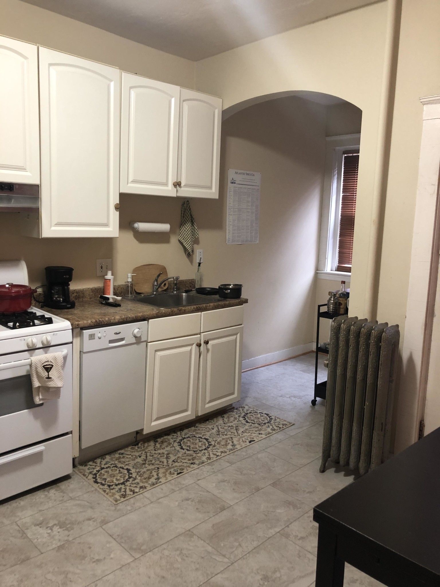 2 bed, 1 bath apartment for rent at 1269 Commonwealth Ave Unit 2, Brighton — photo 1 of 9
