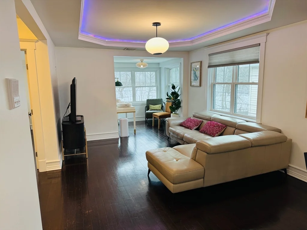3 bed, 2 bath apartment for rent at 127-129 Bailey Rd Unit 2, Ten Hills — photo 4 of 6