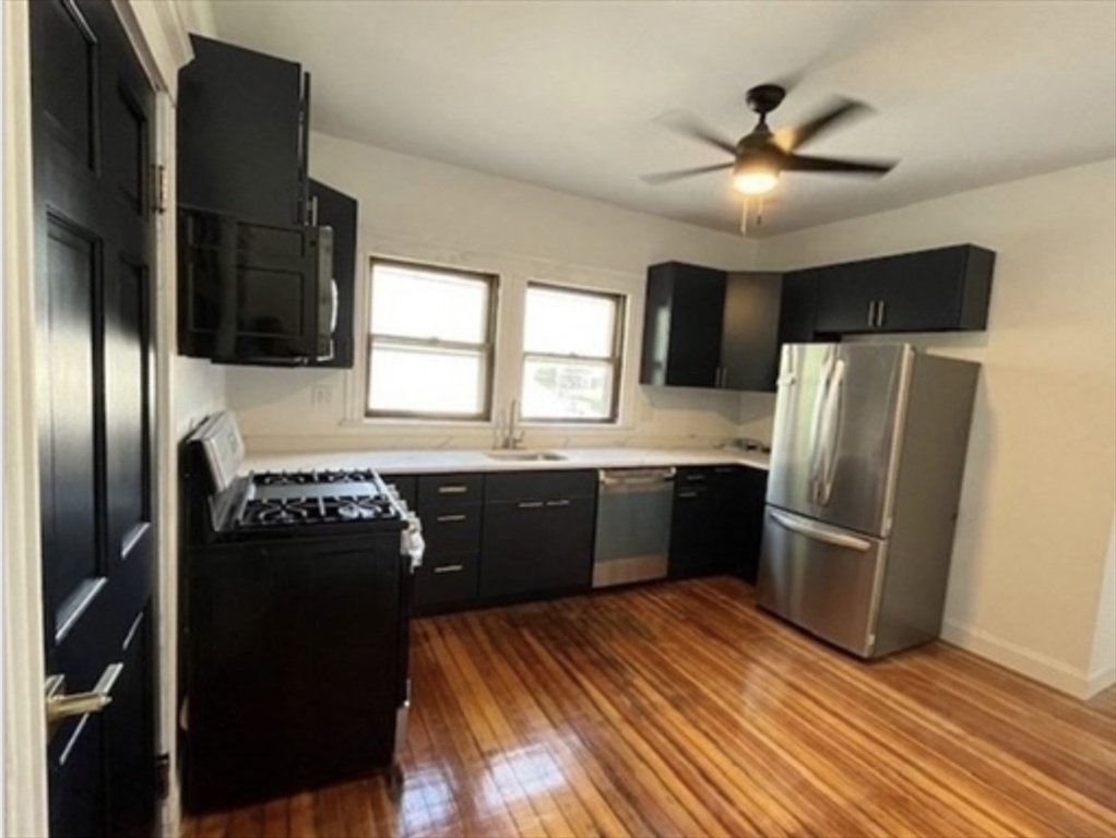 3 bed, 2 bath apartment for rent at 127 Arlington St Unit 0, Hyde Park — photo 15 of 30