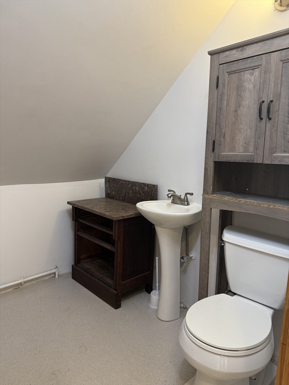 3 bed, 2 bath apartment for rent at 127 Arlington St Unit 0, Hyde Park — photo 28 of 30