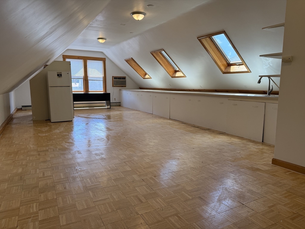 3 bed, 2 bath apartment for rent at 127 Arlington St Unit 0, Hyde Park — photo 26 of 30