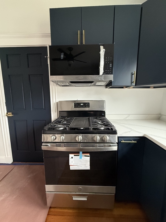 3 bed, 2 bath apartment for rent at 127 Arlington St Unit 0, Hyde Park — photo 10 of 30