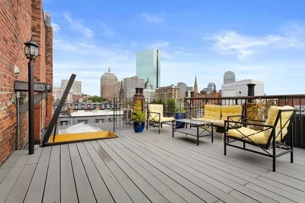 1 bed, 1 bath apartment for rent at 127 Beacon St Unit 51, Back Bay — photo 1 of 12
