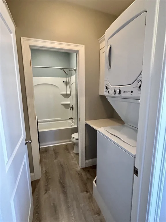2 bed, 1 bath apartment for rent at 127 Bridge St Unit 1R, Beverly — photo 8 of 14