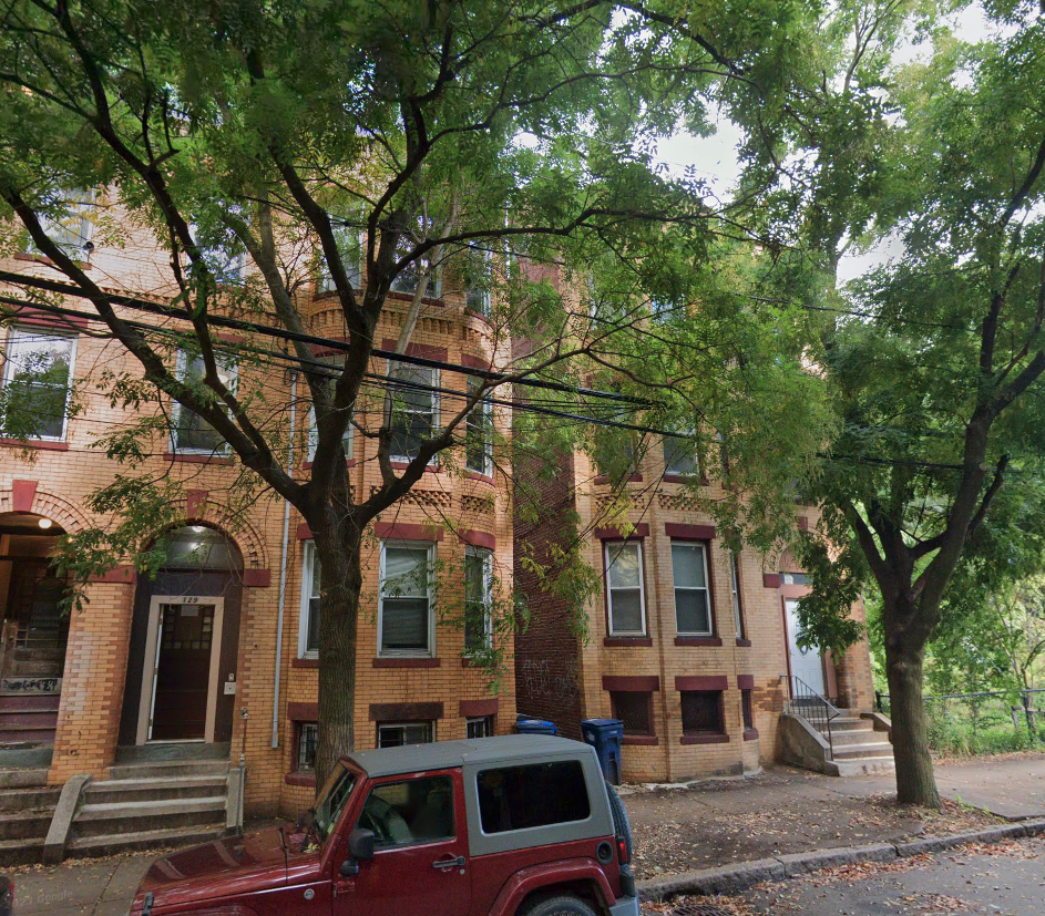 4 bed, 2 bath apartment for rent at 127 Cedar St Unit 2, Roxbury