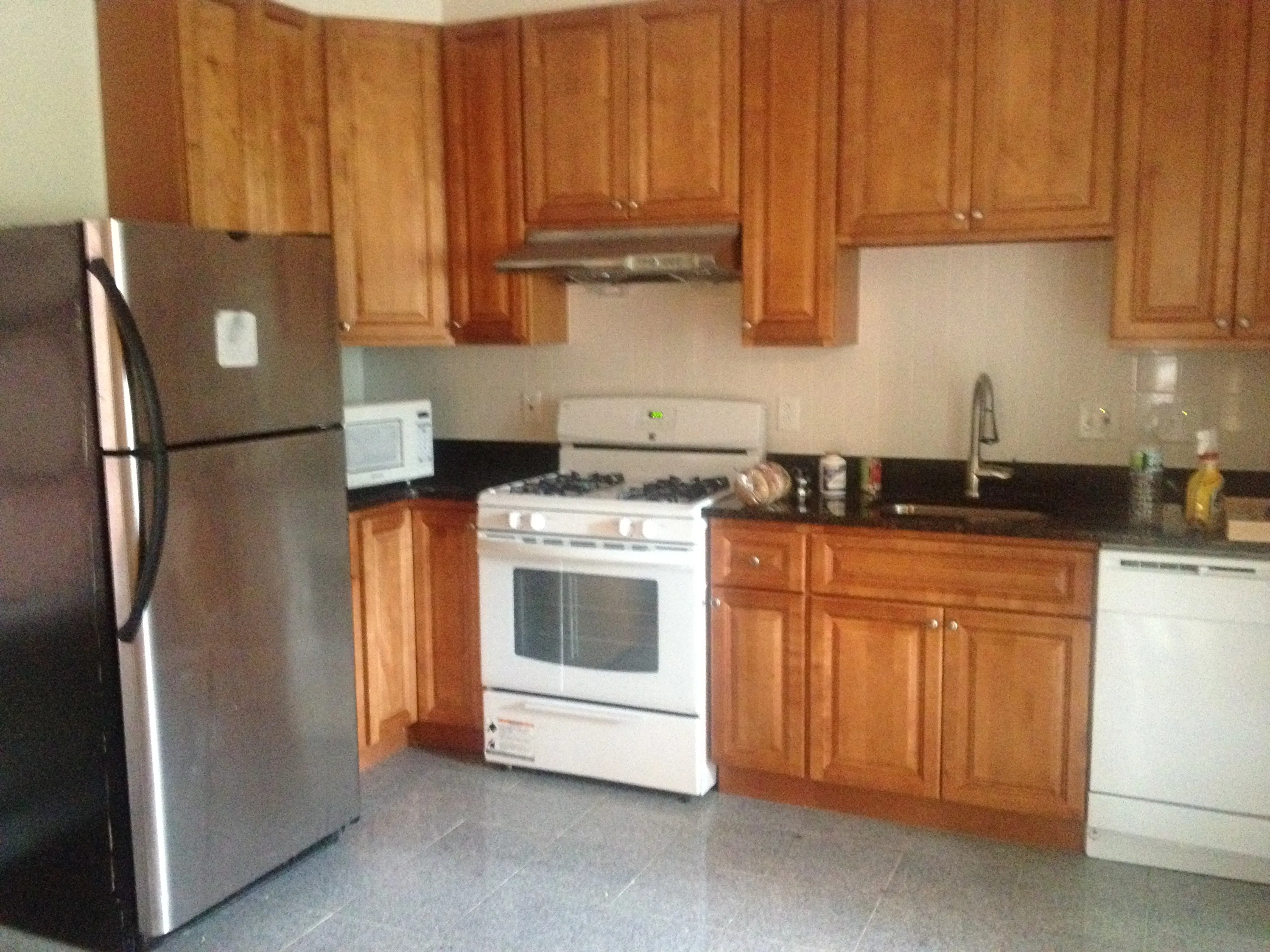 5 bed, 2 bath apartment for rent at 127 Cedar St Unit 3, Roxbury — photo 1 of 12