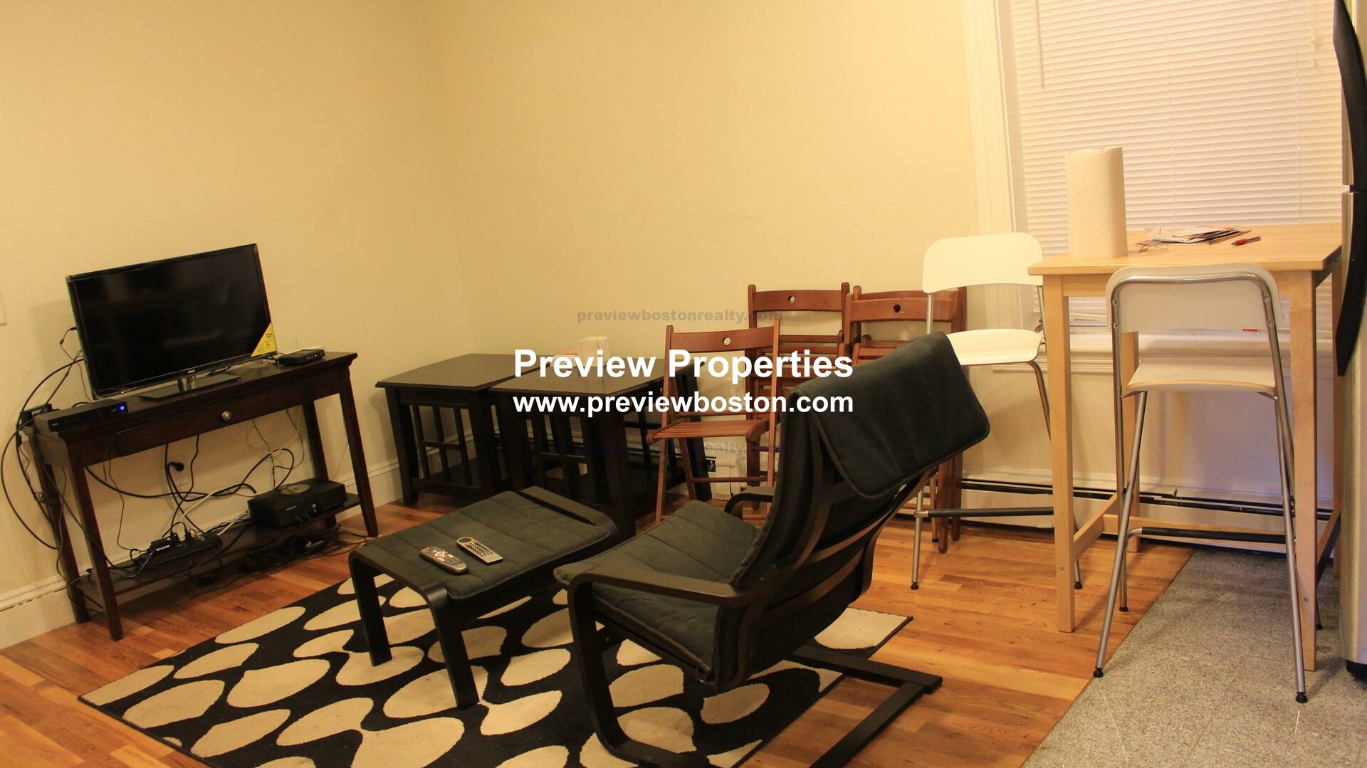 5 bed, 2 bath apartment for rent at 127 Cedar St Unit 3P, Roxbury — photo 7 of 8
