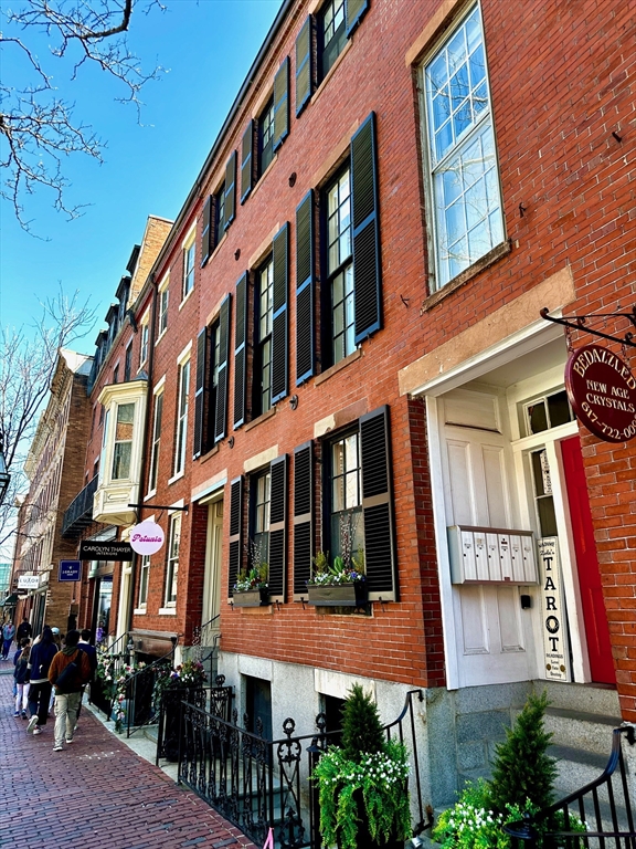 Studio bed, 1 bath apartment for rent at 127 Charles St Unit 3F, Beacon Hill