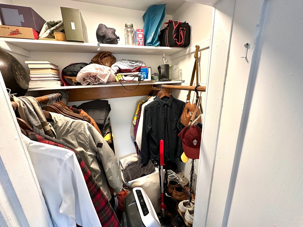Studio bed, 1 bath apartment for rent at 127 Charles St Unit 3F, Beacon Hill — photo 7 of 7