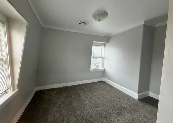 2 bed, 1 bath apartment for rent at 127 Court St Unit 3, Downtown — photo 13 of 14