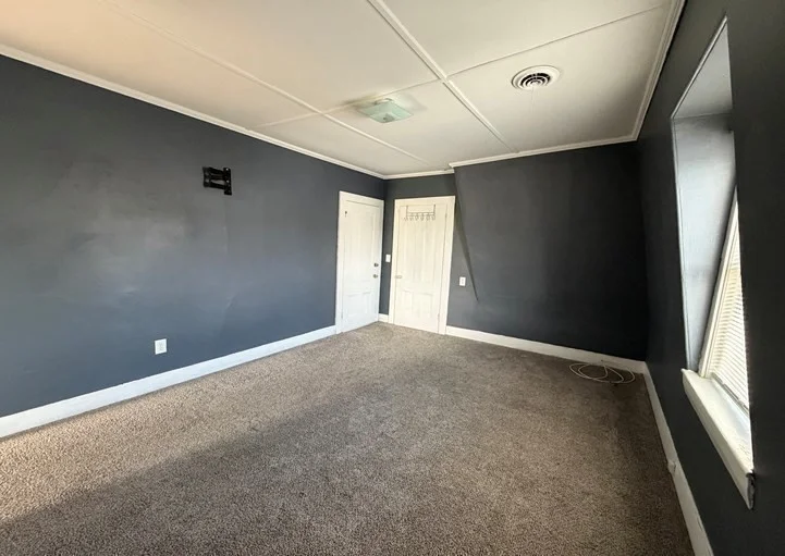 2 bed, 1 bath apartment for rent at 127 Court St Unit 3, Downtown — photo 6 of 14