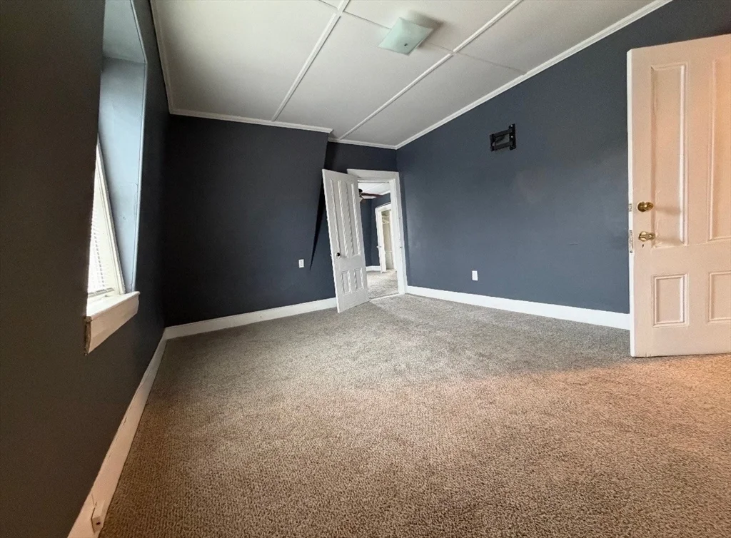 2 bed, 1 bath apartment for rent at 127 Court St Unit 3, Downtown — photo 5 of 14