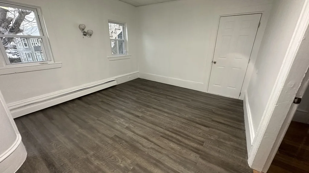 3 bed, 1 bath apartment for rent at 127 Dover St Unit 2, Highlands — photo 6 of 16
