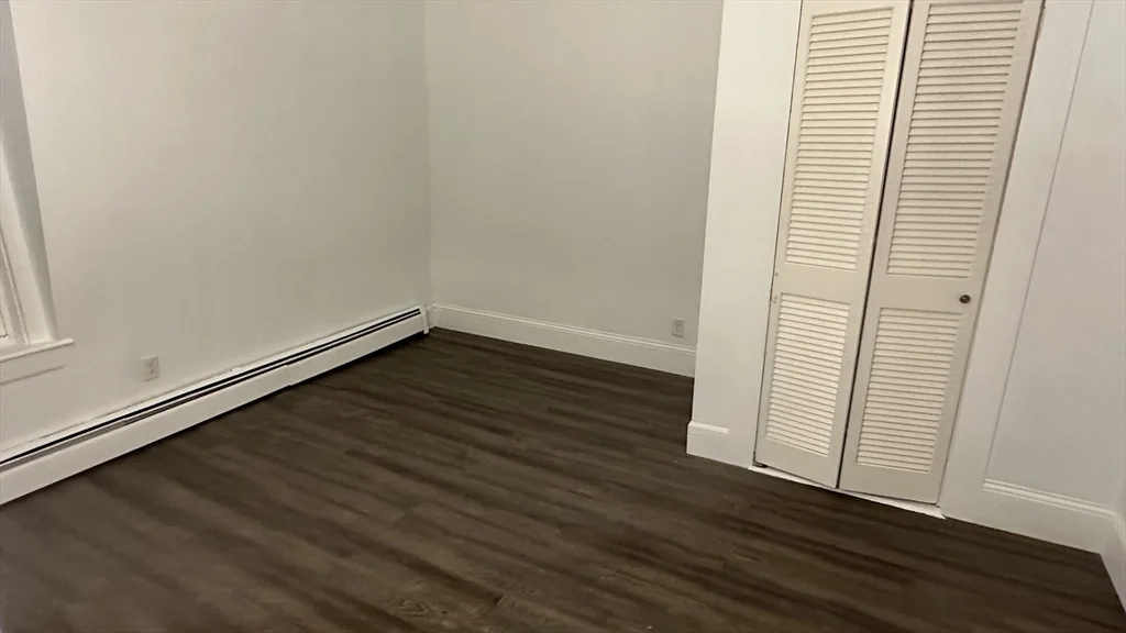 3 bed, 1 bath apartment for rent at 127 Dover St Unit 2, Highlands — photo 7 of 16