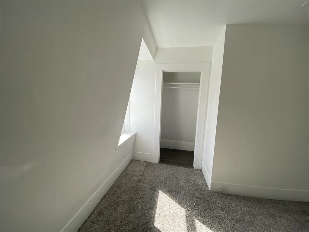 2 bed, 1 bath apartment for rent at 127 Dover St Unit 3, Lowell — photo 9 of 15