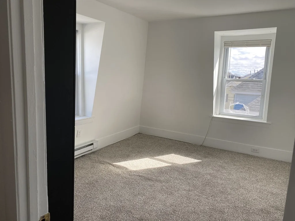 2 bed, 1 bath apartment for rent at 127 Dover St Unit 3, Lowell — photo 10 of 15