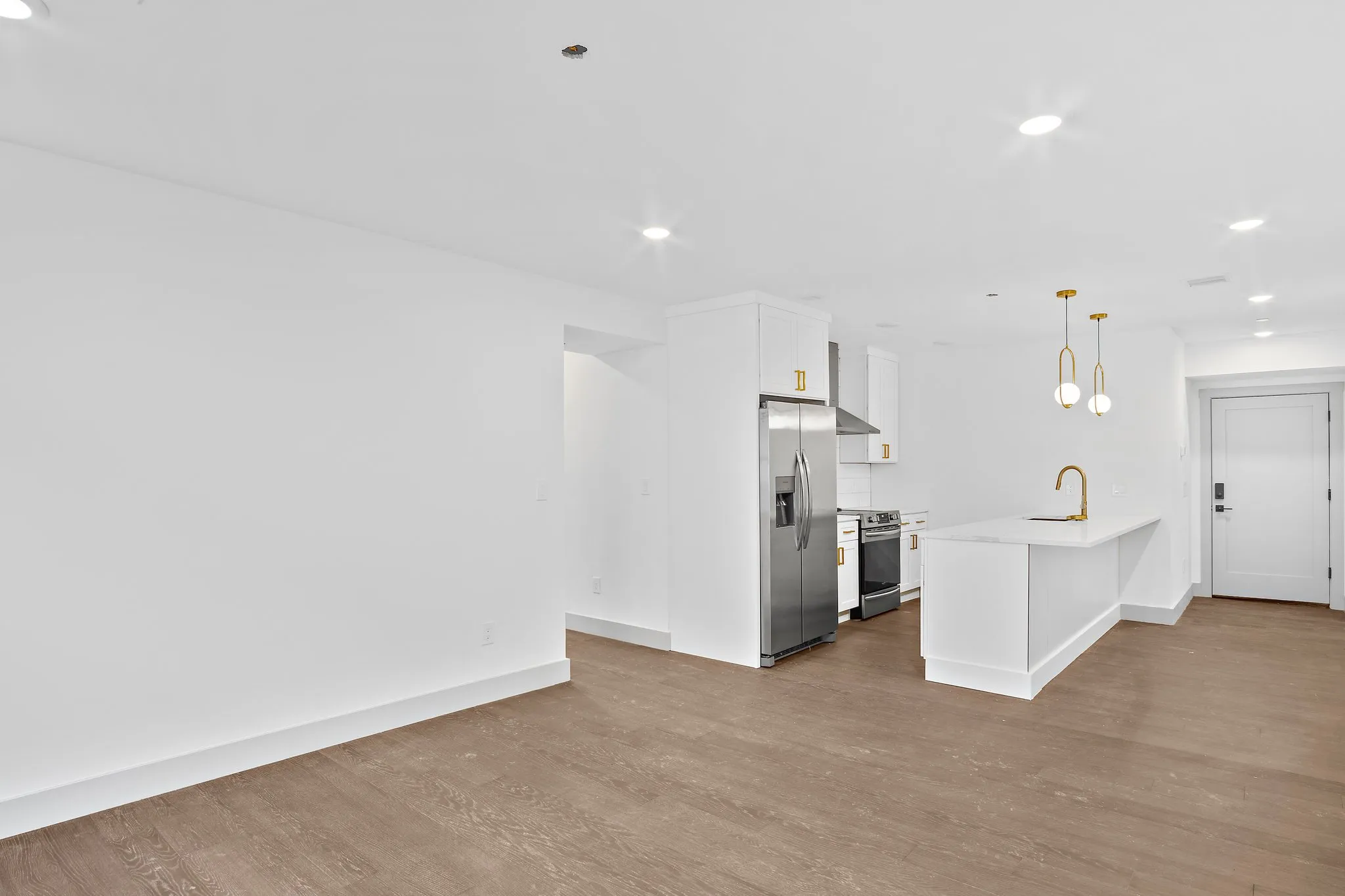 2 bed, 2 bath apartment for rent at 127 East Cottage St Unit 5, Dorchester — photo 6 of 17