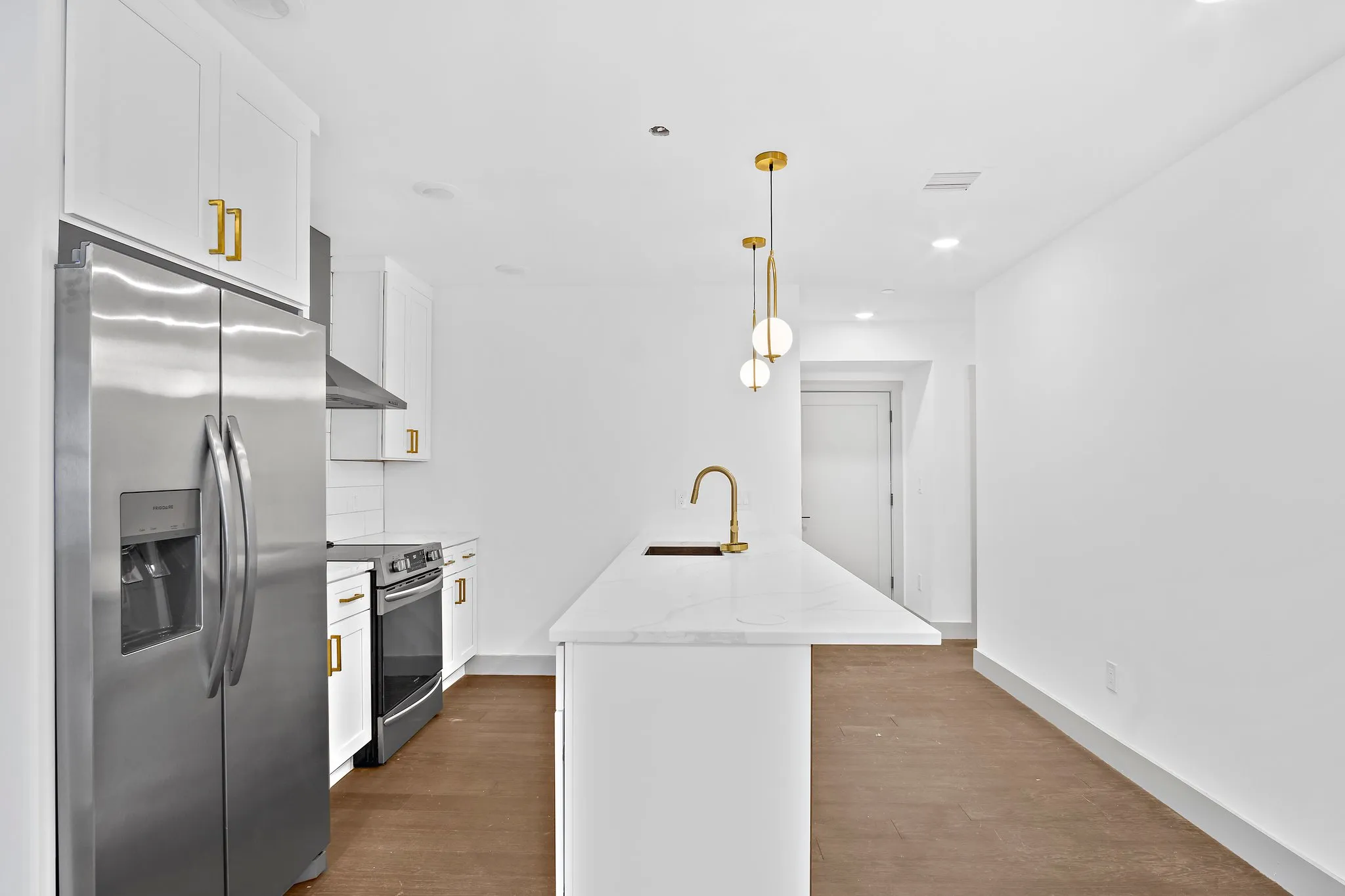 2 bed, 2 bath apartment for rent at 127 East Cottage St Unit 5, Dorchester — photo 4 of 17