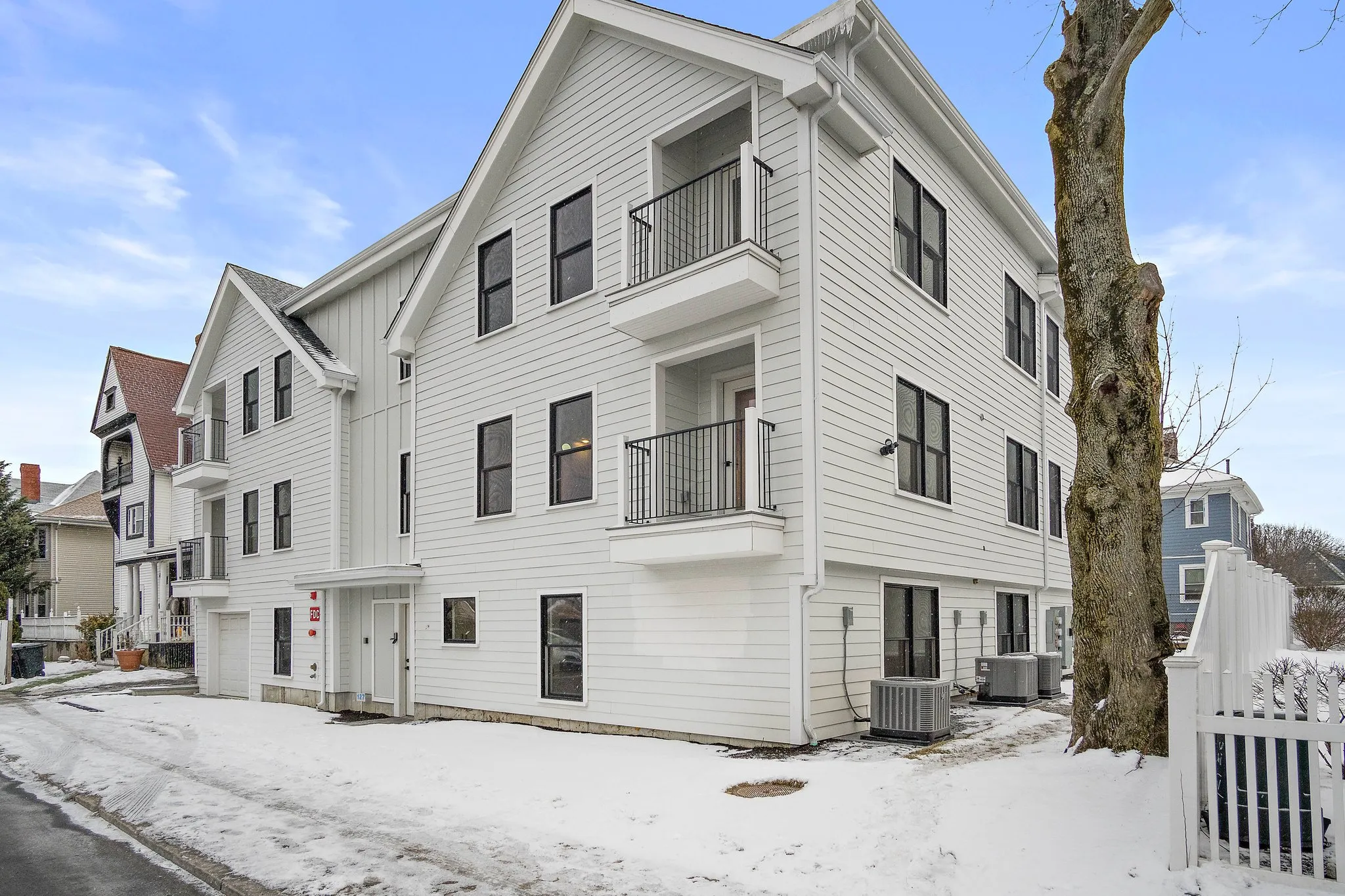 2 bed, 2 bath apartment for rent at 127 East Cottage St Unit 5, Dorchester — photo 12 of 17