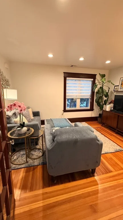 3 bed, 1 bath apartment for rent at 127 Eldridge St Unit 2, Taunton — photo 8 of 27