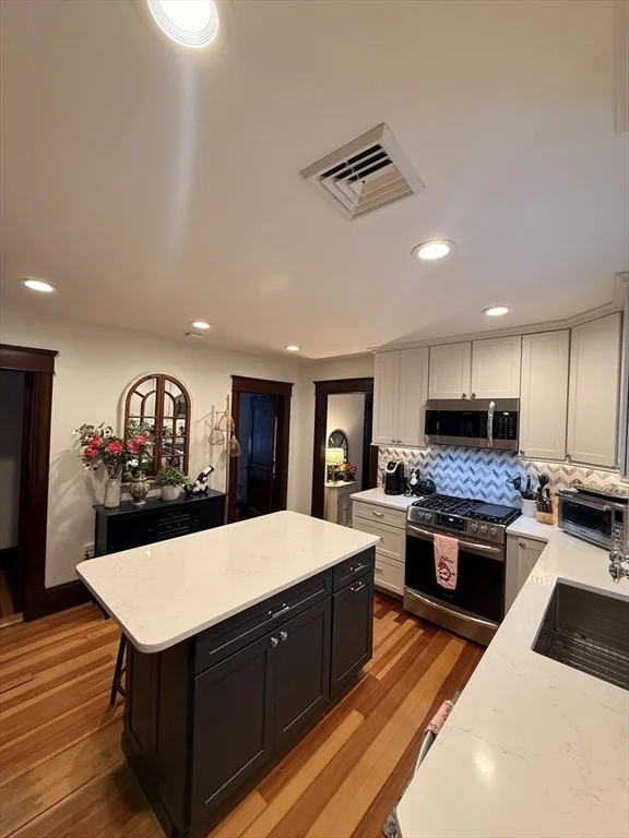 3 bed, 1 bath apartment for rent at 127 Eldridge St Unit 2, Taunton — photo 11 of 27